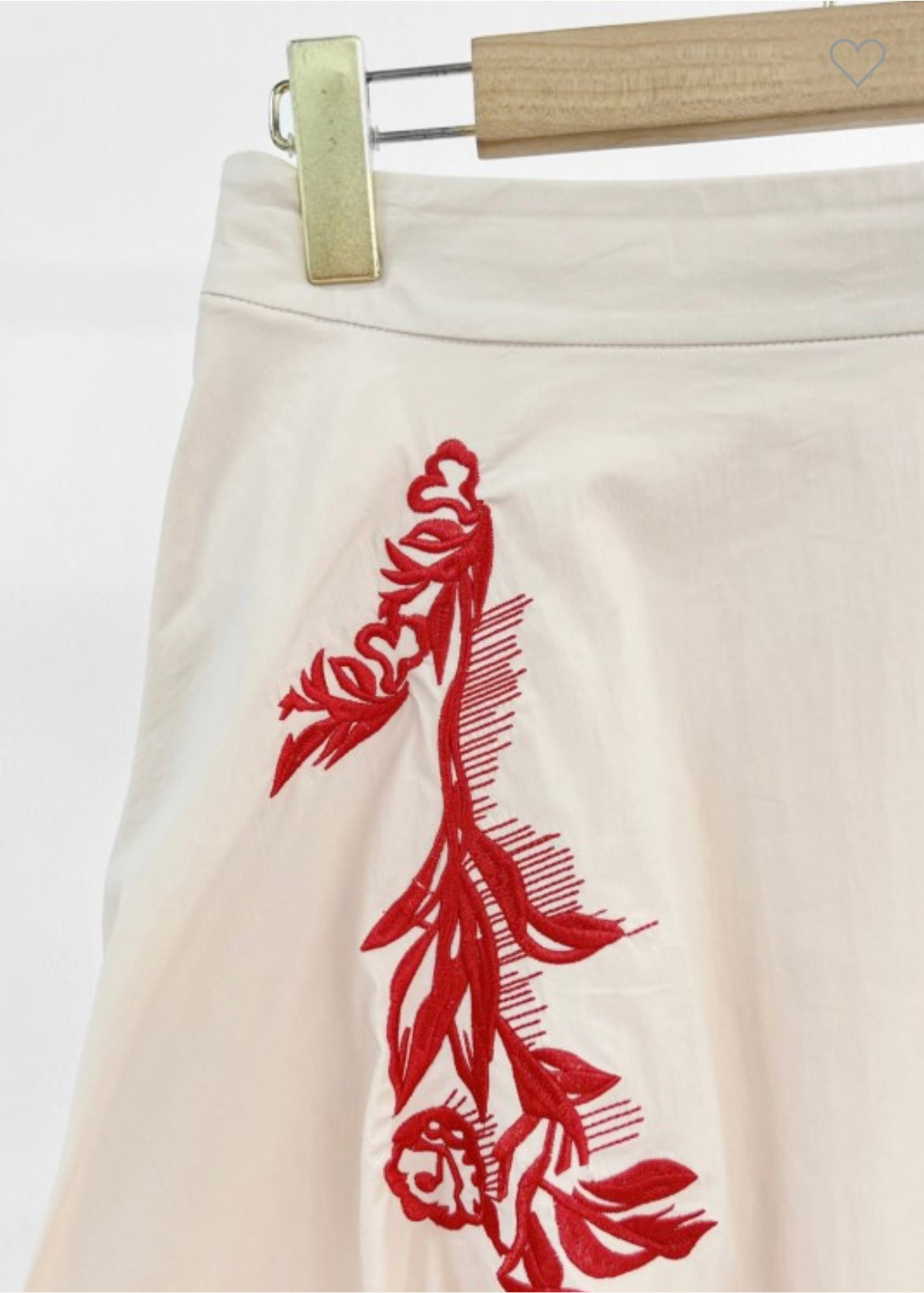 Two-piece Set With Red Floral Embroidery