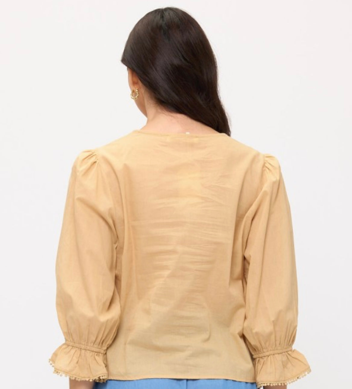 Scalloped top