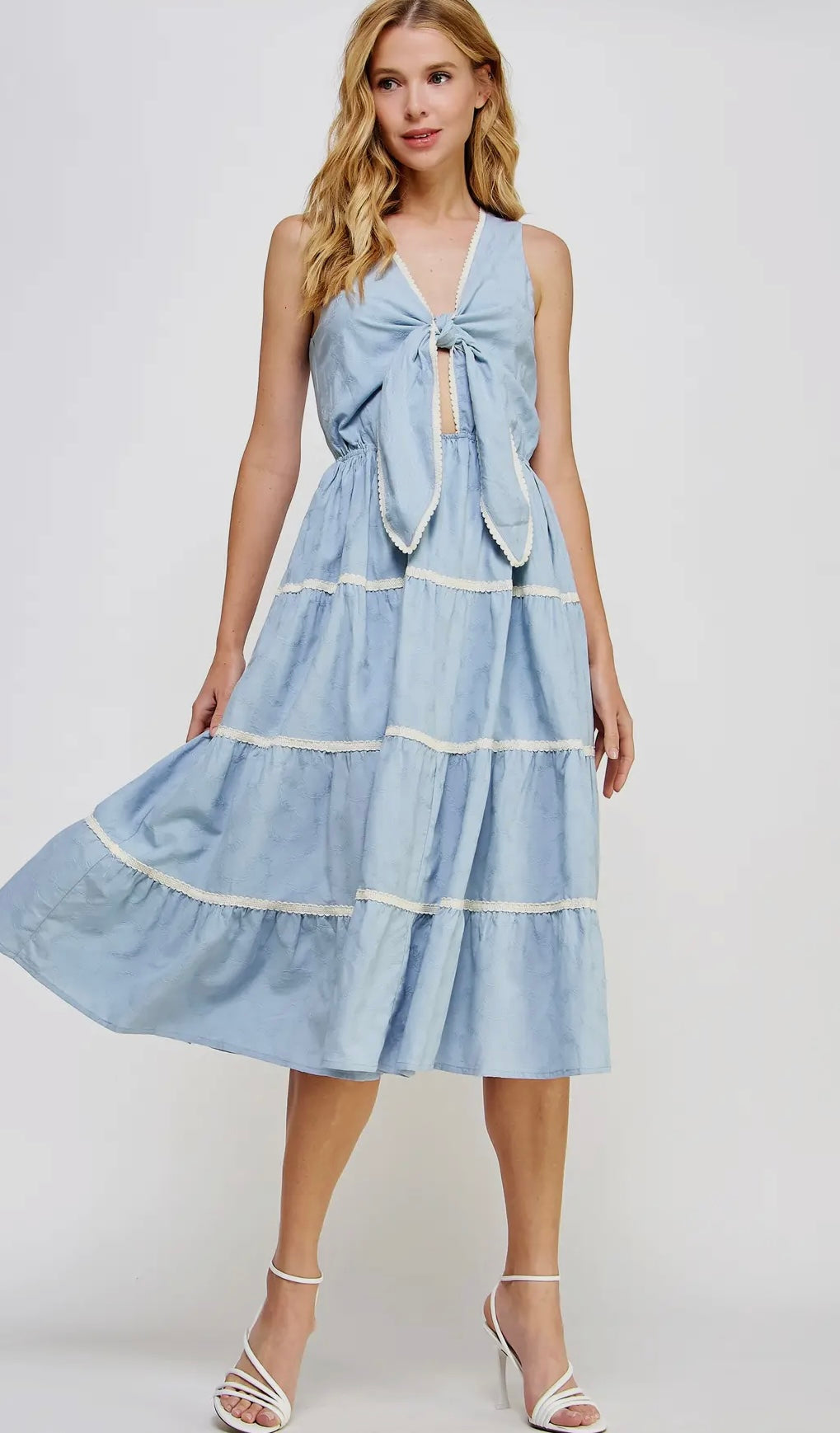 Braid Trim Detail Front Tie
Sleeveless Long Dress