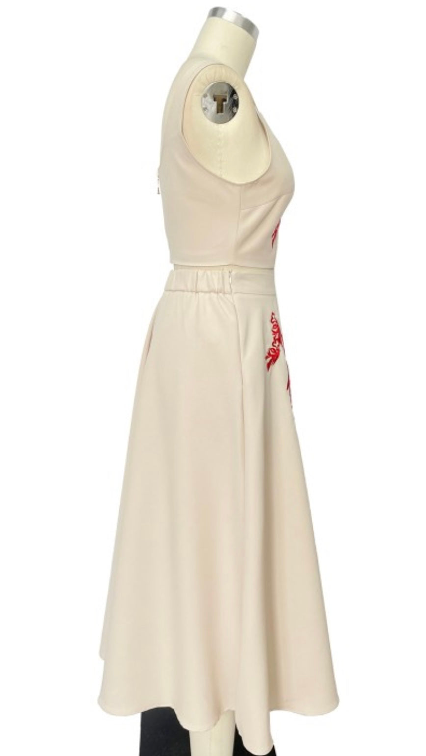 Two-piece Set With Red Floral Embroidery