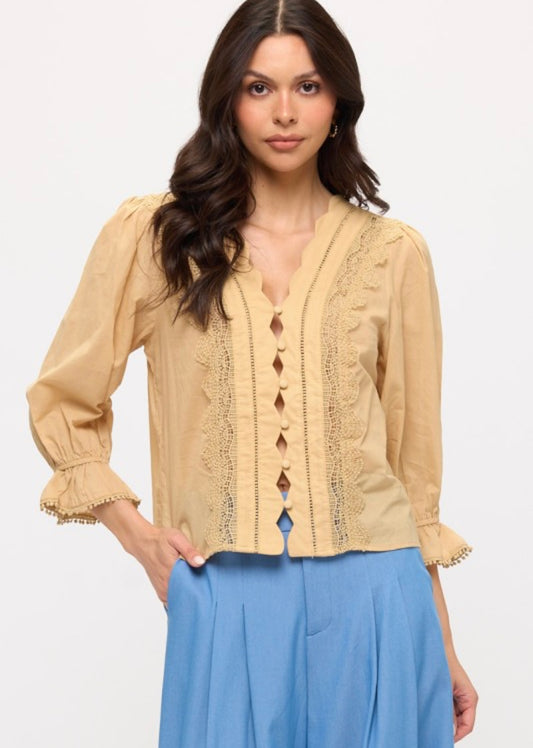 Scalloped top